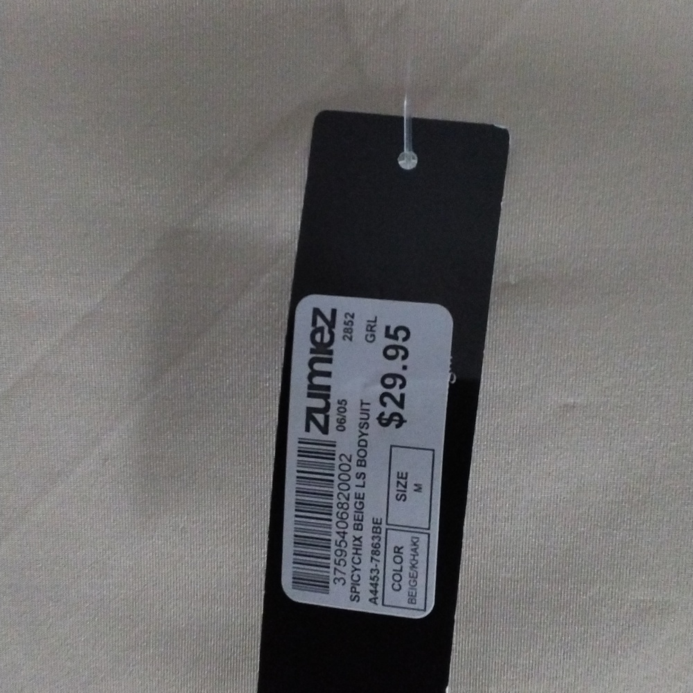 WOMANS BEIGE BODY SUIT NWT - Picture 4 of 5